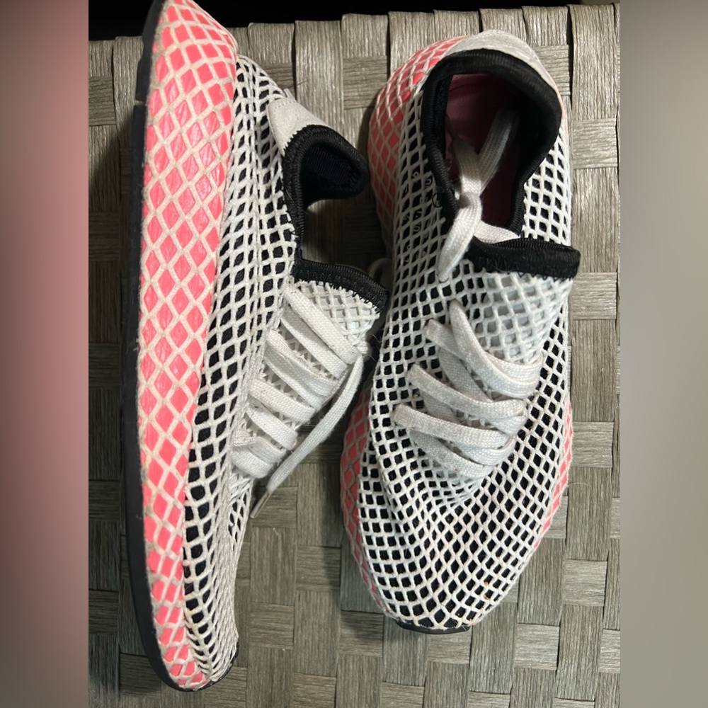 Women's adidas Originals Deerupt Runner Shoes